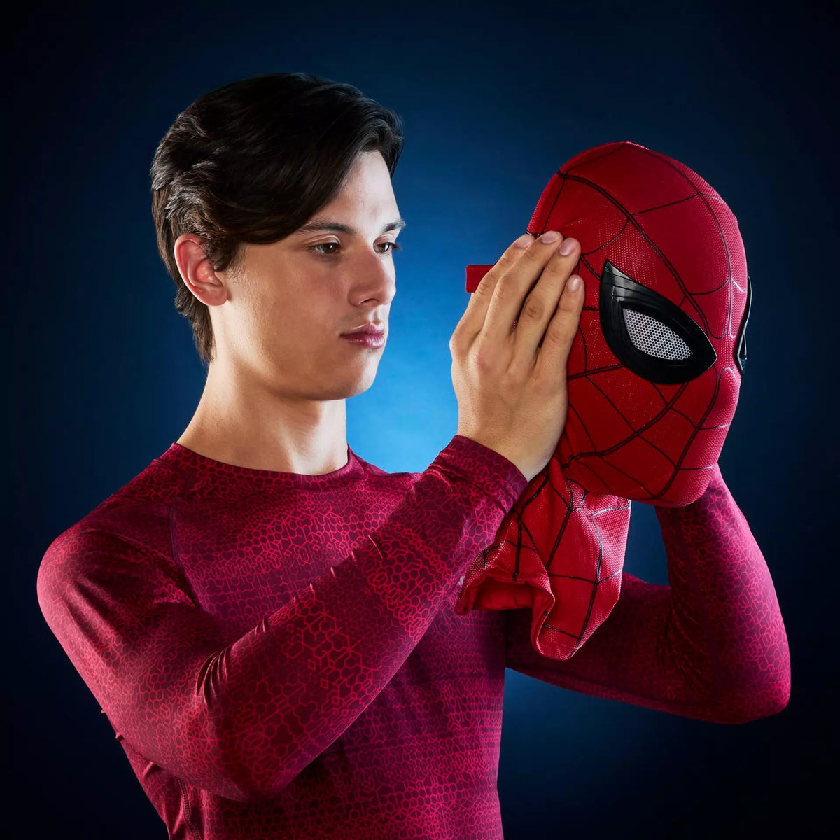 Marvel Legends Series Spider-Man Electronic Expressive Mask -  Homecoming