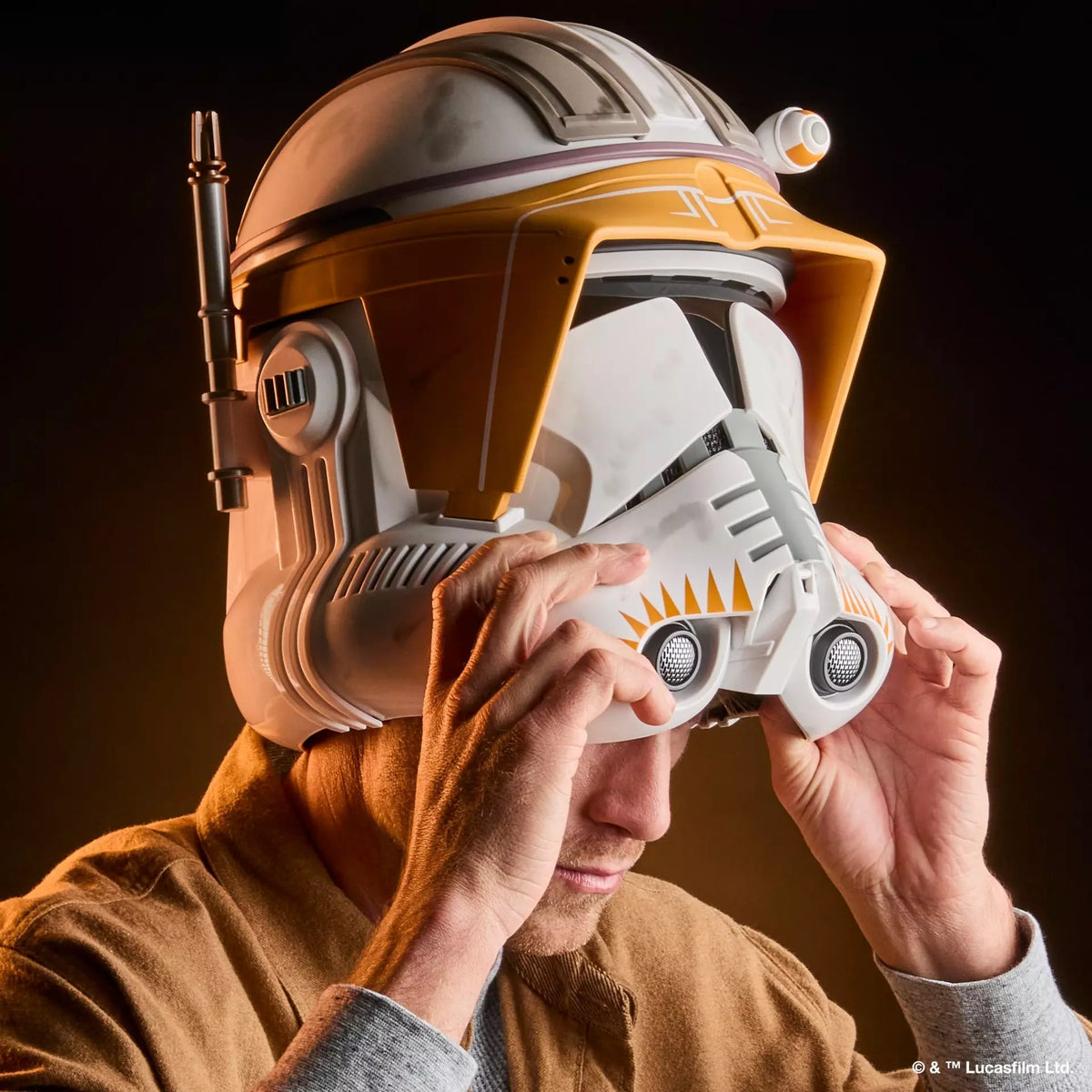 STAR WARS The Black Series Clone Commander Cody Electronic Helmet