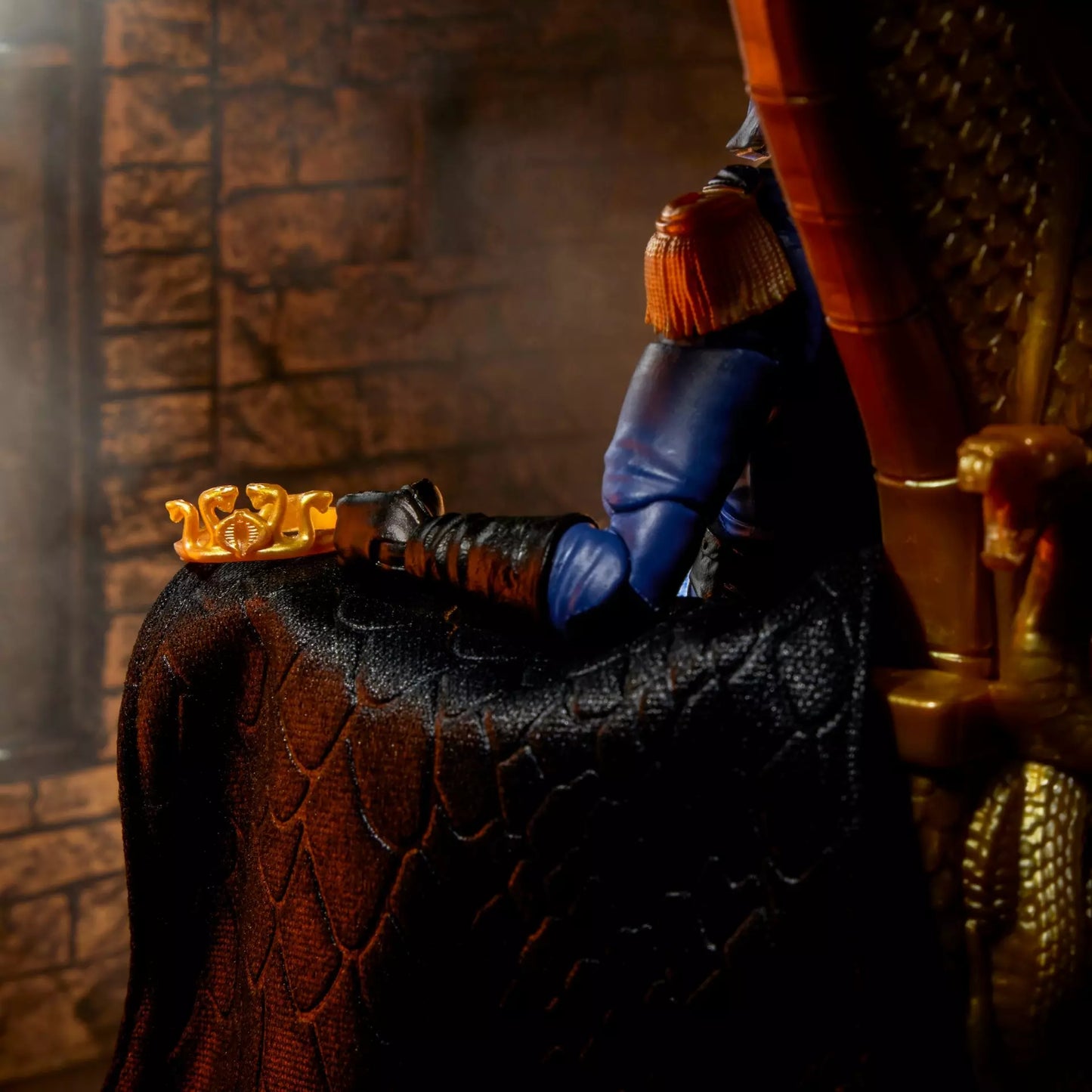 G.I. Joe - Classified Series #221 Cobra Commander in Dress Uniform & Throne