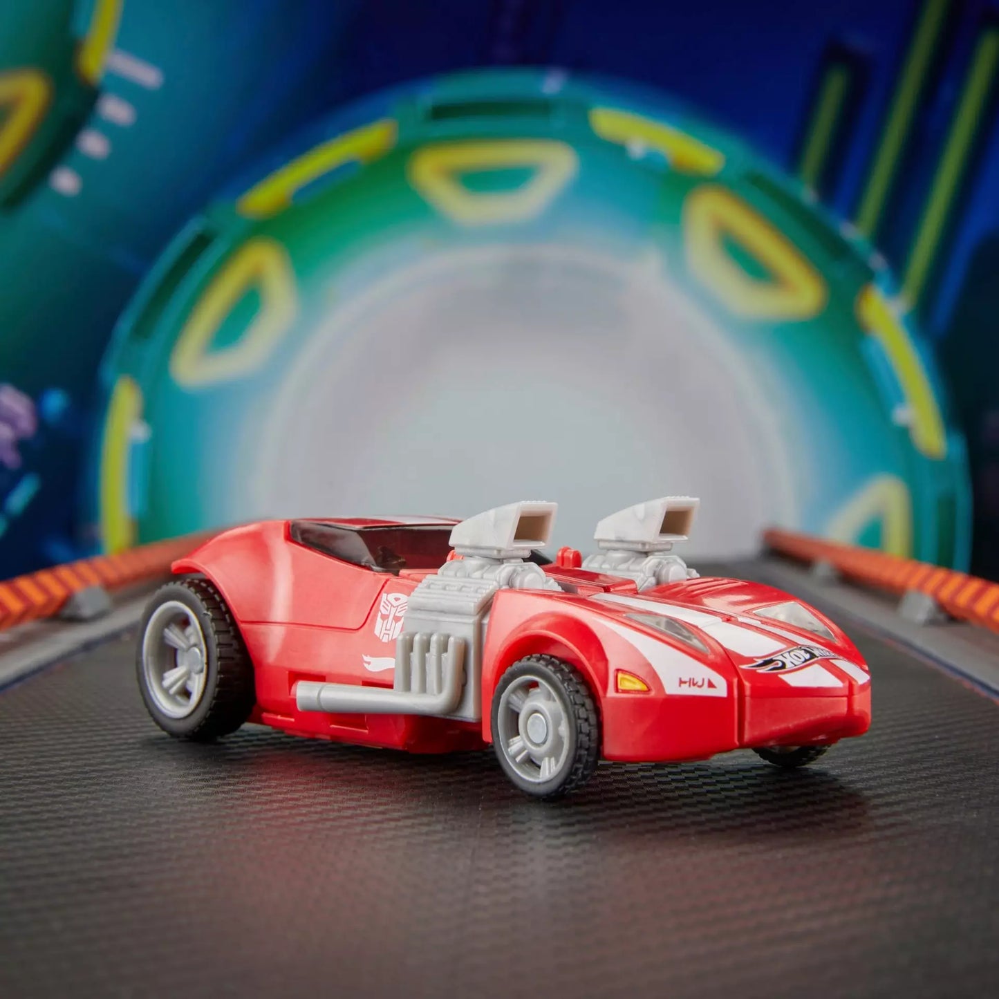 Transformers Collaborative Hot Wheels® x Transformers Twin Mill™ (Red)