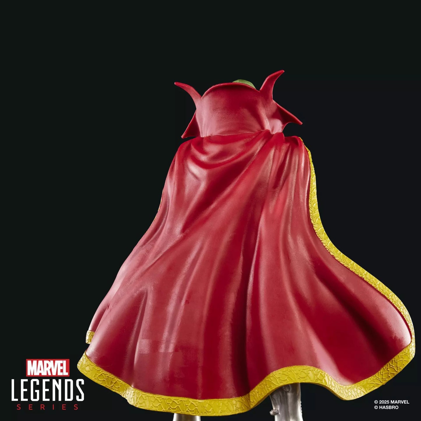 Marvel Legends Emperor Doom - Fantastic Four: One World Under Doom